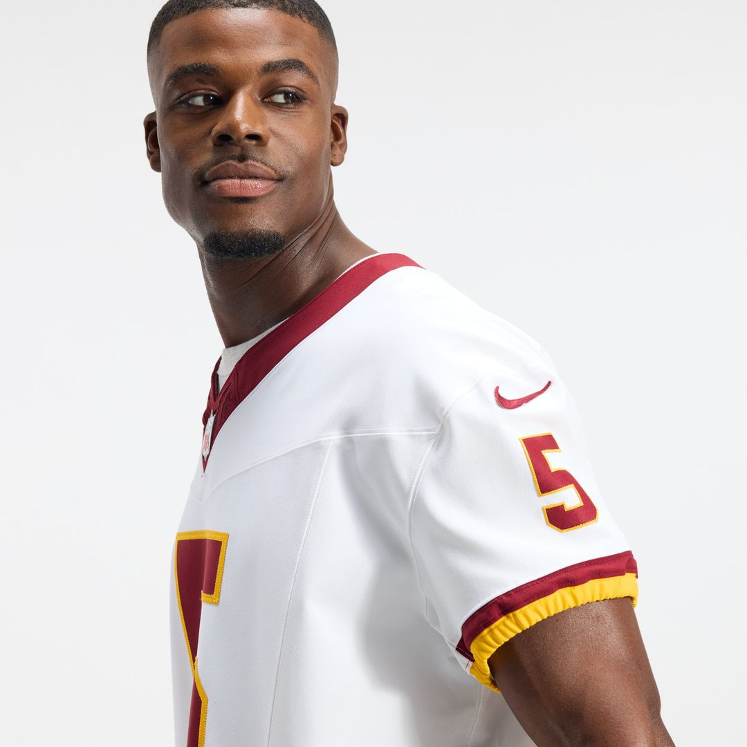 Washington Commanders Jayden Daniels Nike White Alternate 2 Super Bowl Era Vapor F.U.S.E. Elite Jersey product image 8,