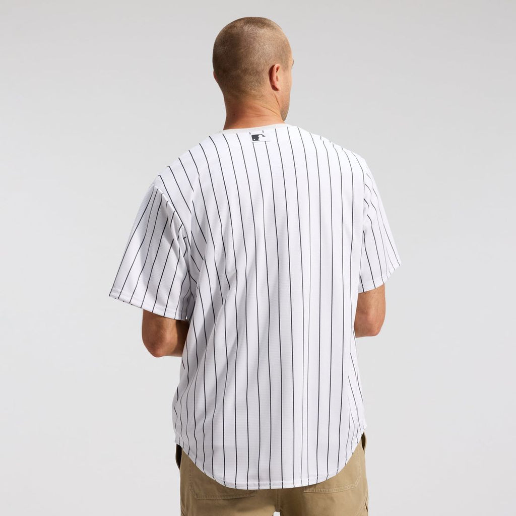 Chicago White Sox Nike White Home Replica Team Jersey product image 13, provided for visual reference and product detail