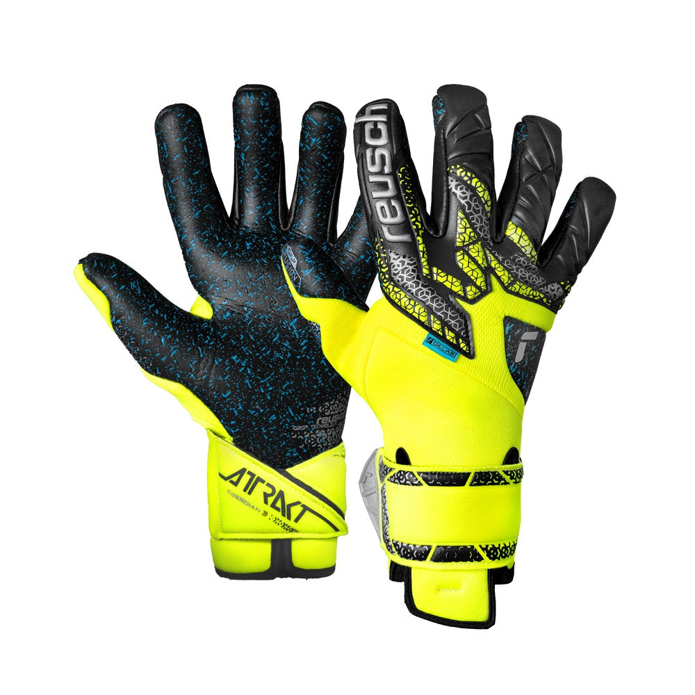 REUSCH Attrakt Fusion Guardian Goalkeeper Gloves - 5570985 2025 product image 1, provided for visual reference and product
