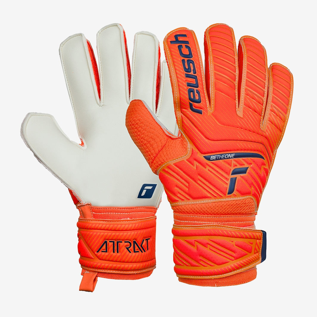 REUSCH Attrakt Solid - 52 70 515 2290 product image 1, provided for visual reference and product detail review