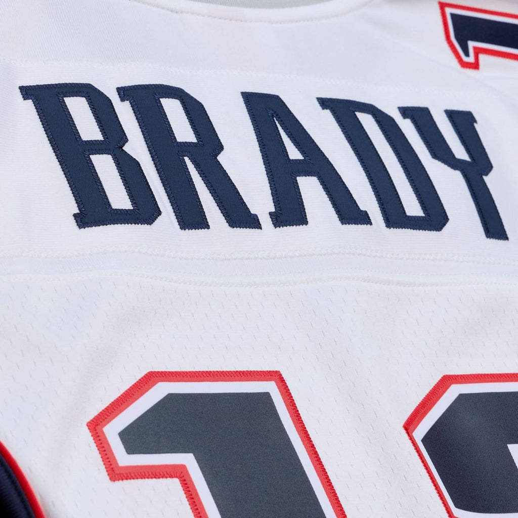 New England Patriots Tom Brady Mitchell & Ness White 2000 Legacy Replica Jersey product image 7, provided for visual