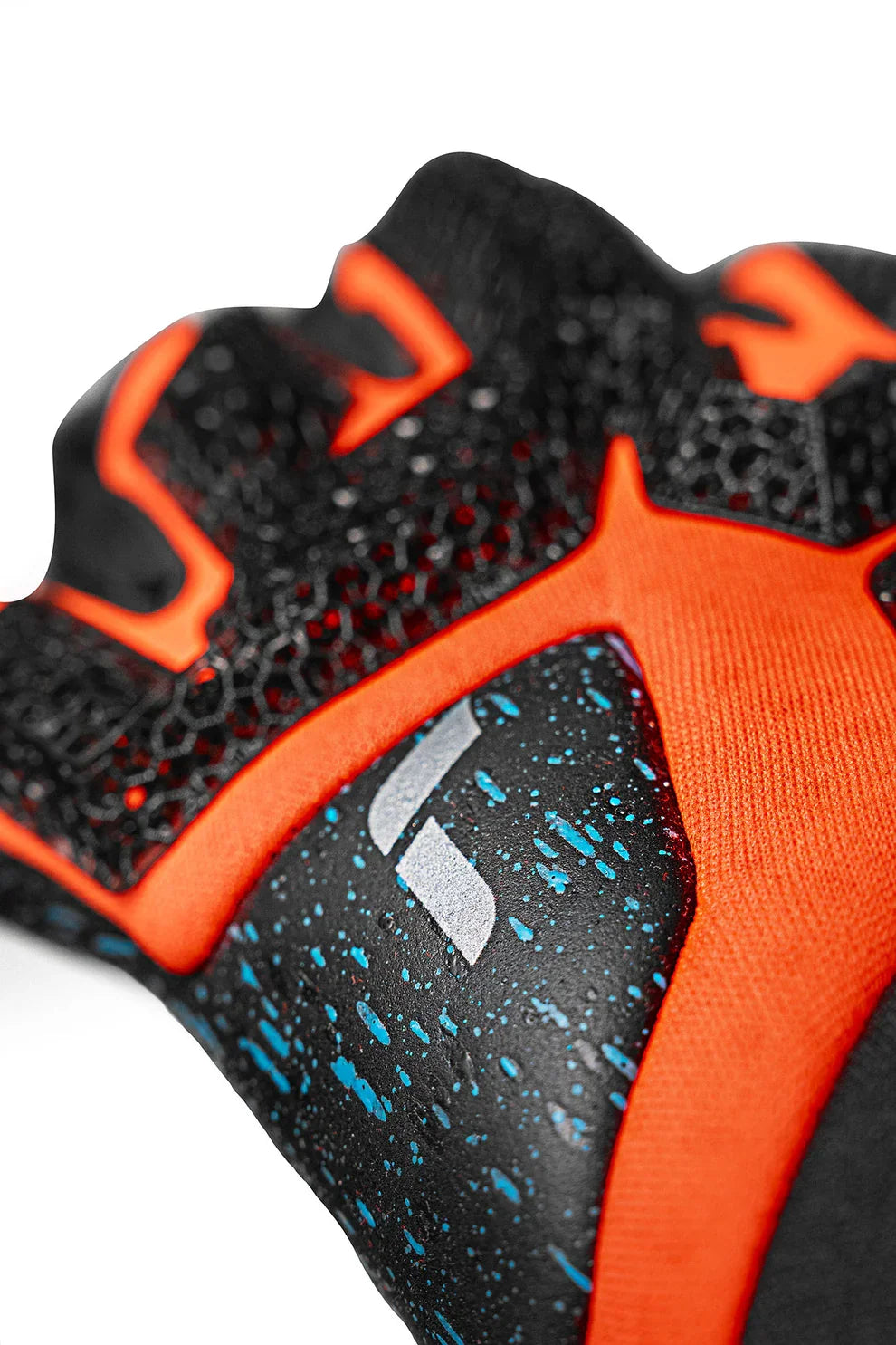 REUSCH Attrakt Fusion Carbon 3D Goalkeeper Gloves - 5570998 7784 product image 6, provided for visual reference and product