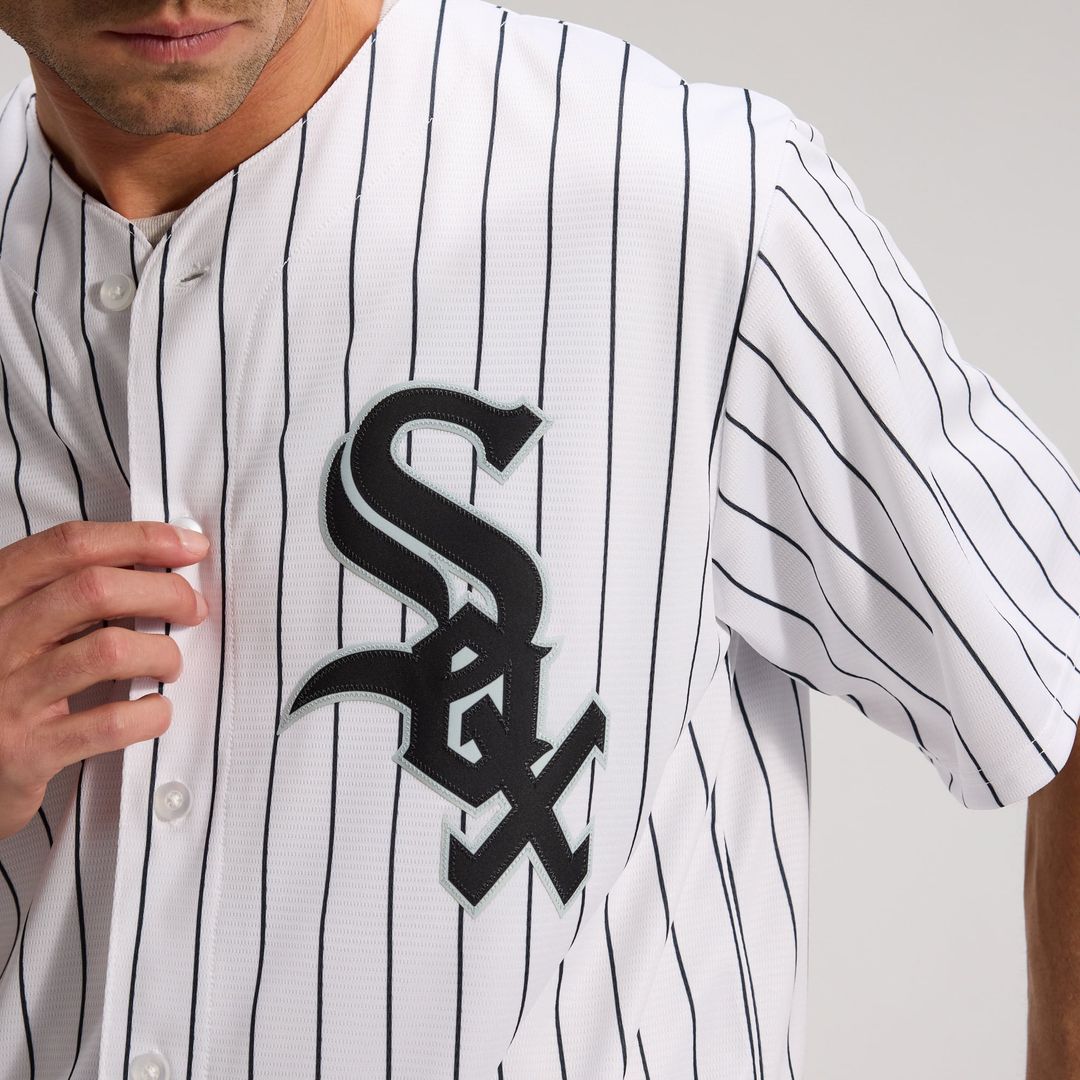 Chicago White Sox Nike Black Alternate Replica Team Jersey product image 28, provided for visual reference and product