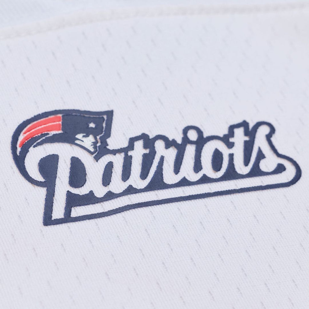 New England Patriots Tom Brady Mitchell & Ness White 2000 Legacy Replica Jersey product image 5, provided for visual
