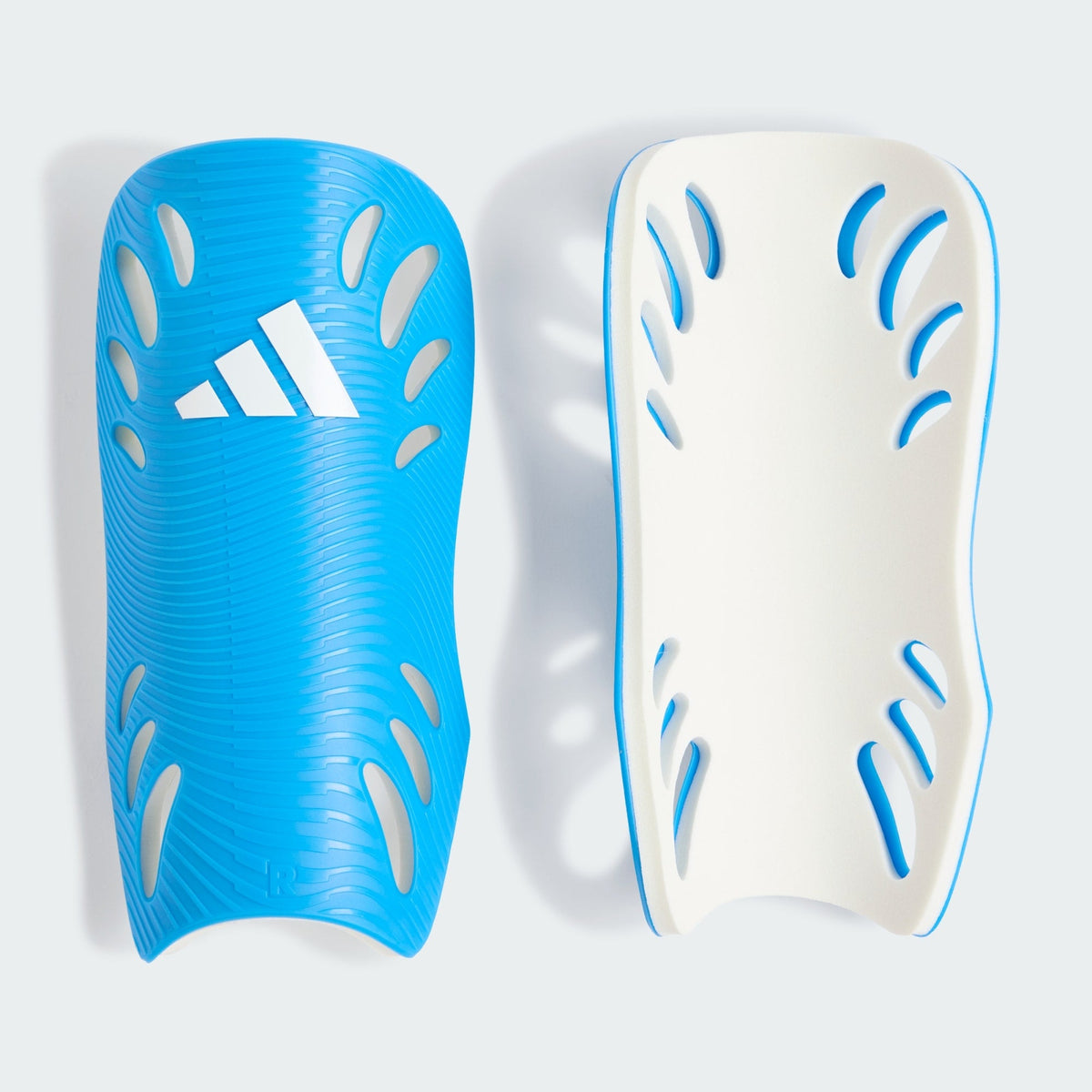 Adidas Flex Shin Guard KV3210 product image 1, provided for visual reference and product detail review