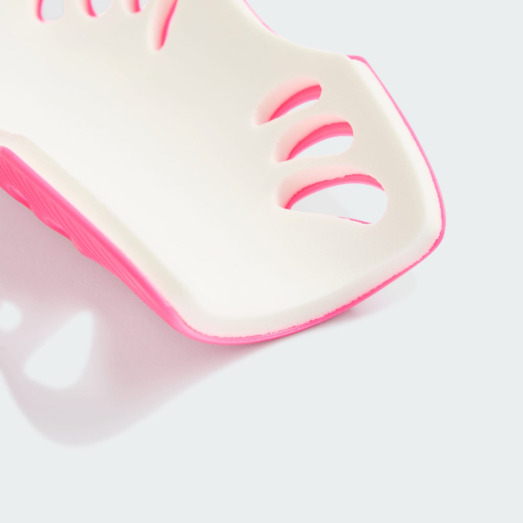 Adidas Flex Shin Guard KV3212 product image 3, provided for visual reference and product detail review