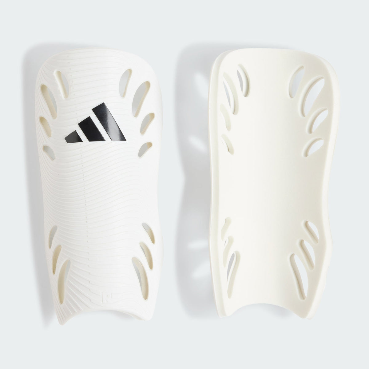 Adidas Flex Shin Guard KF4903 product image 1, provided for visual reference and product detail review
