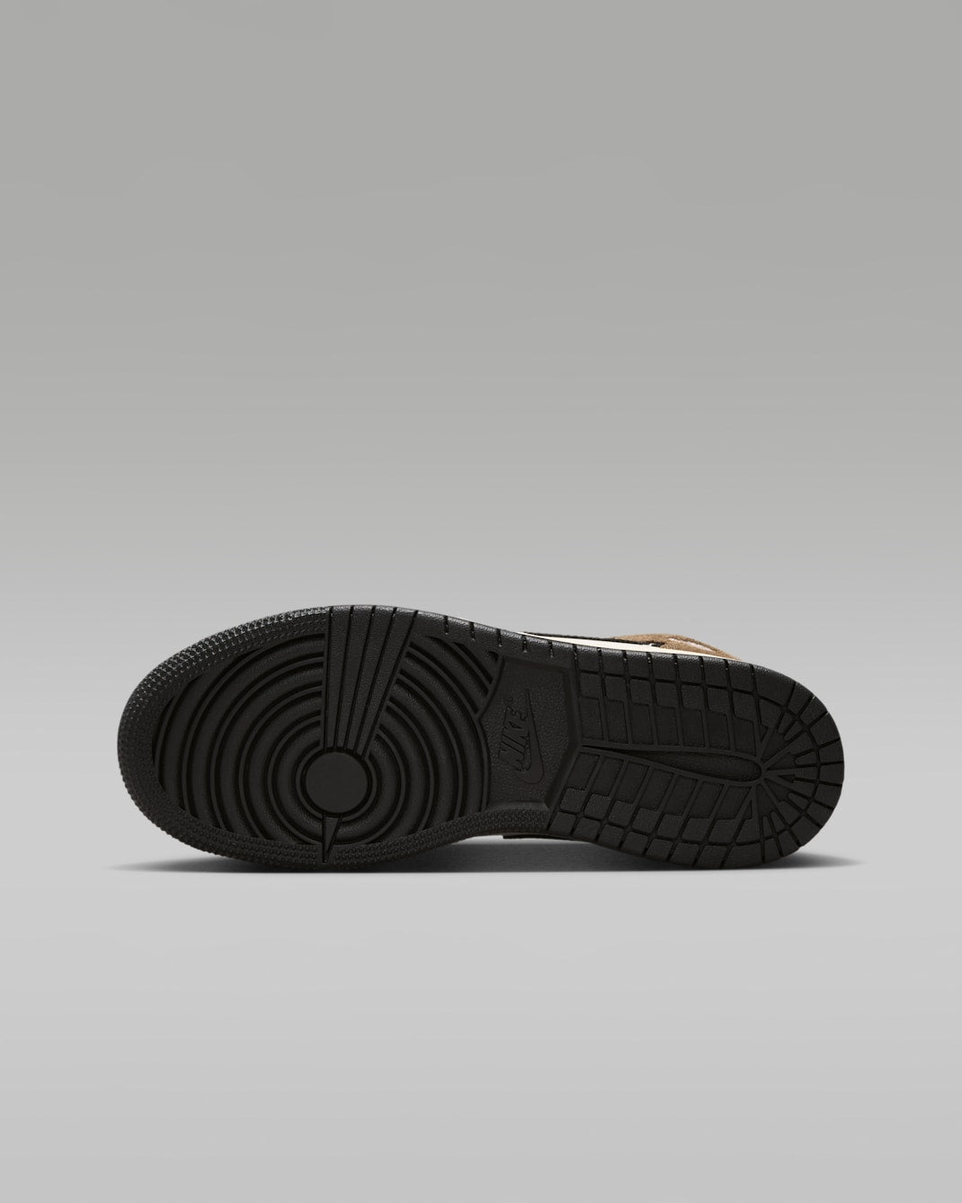 Nike Junior Air Jordan 1 Mid GS DQ8423 007 product image 4, provided for visual reference and product detail review
