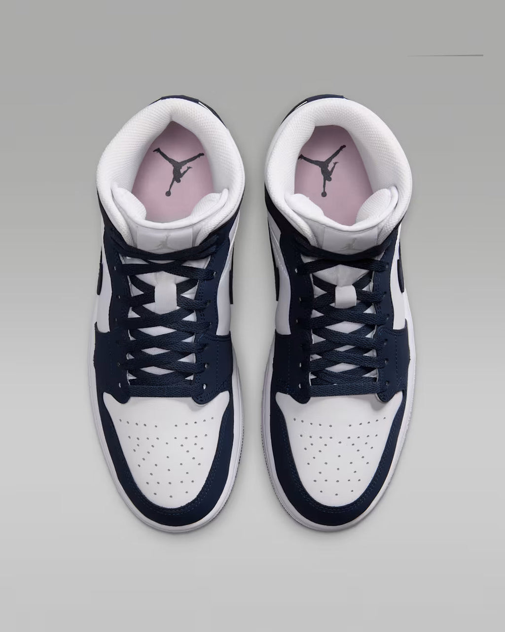 Nike Air Jordan 1 Mid IV6046 400 product image 4, provided for visual reference and product detail review
