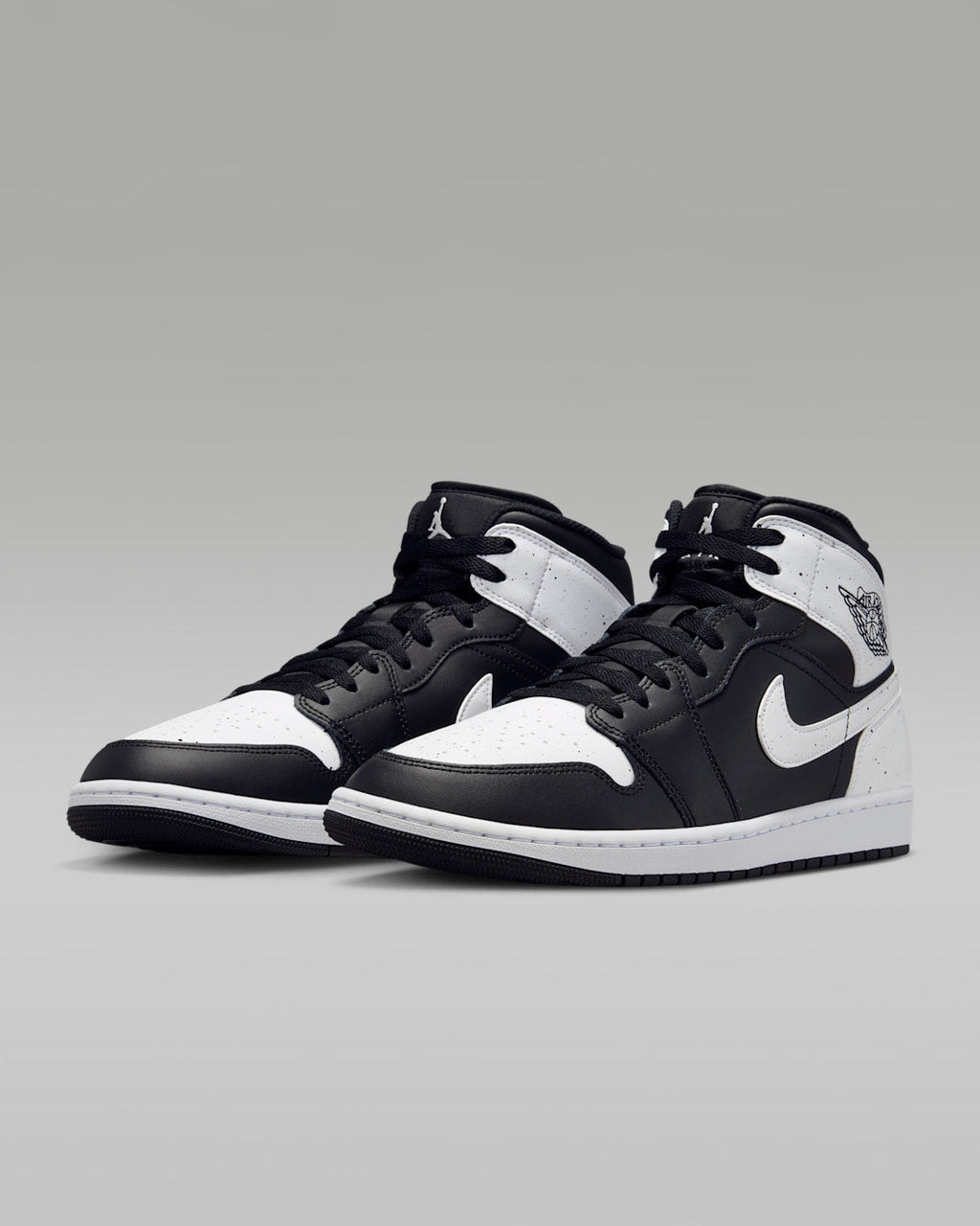 Nike Air Jordan 1 Mid SE IX3525 010 product image 1, provided for visual reference and product detail review