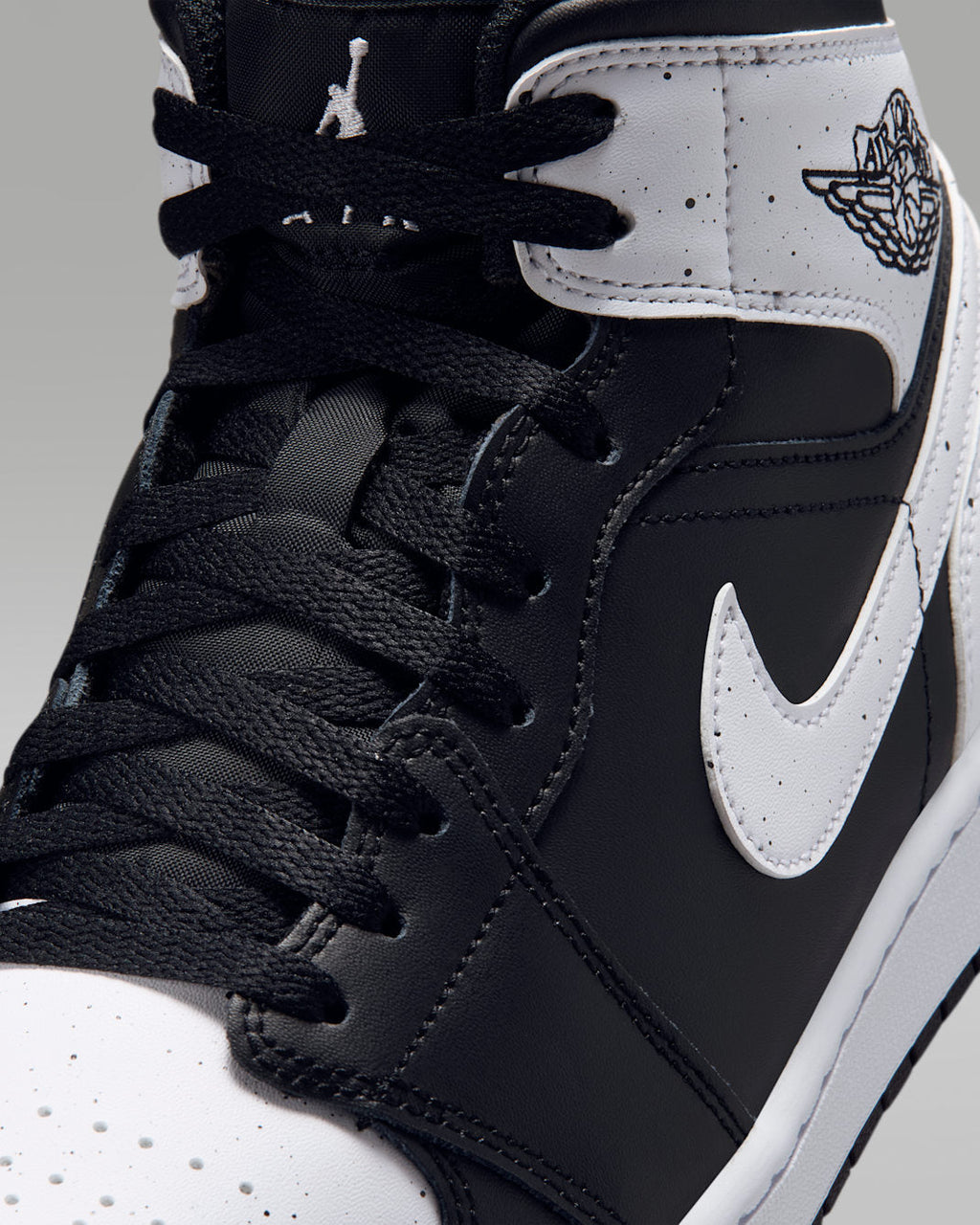 Nike Air Jordan 1 Mid SE IX3525 010 product image 7, provided for visual reference and product detail review