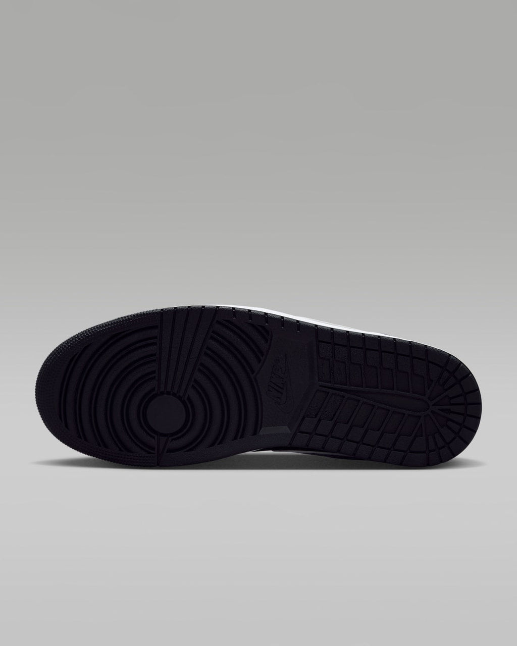 Nike Air Jordan 1 Mid SE IX3525 010 product image 4, provided for visual reference and product detail review