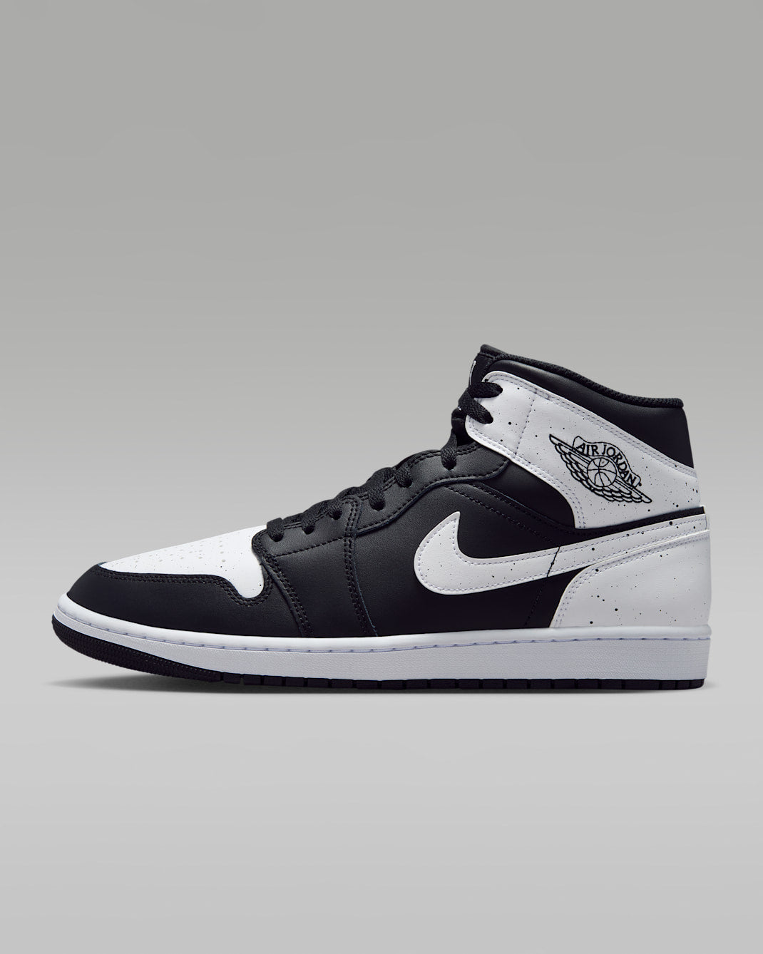 Nike Air Jordan 1 Mid SE IX3525 010 product image 2, provided for visual reference and product detail review