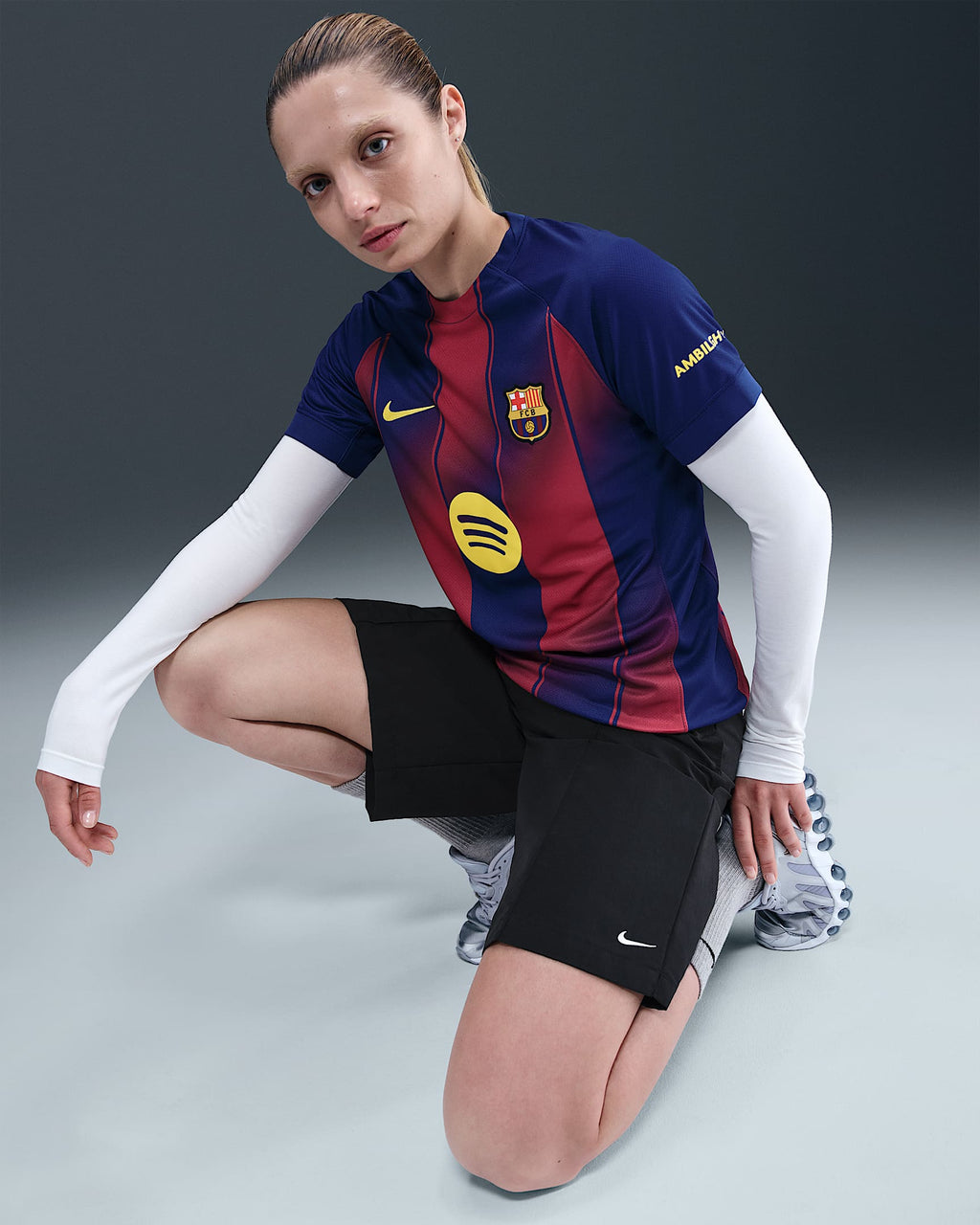 NIKE FC Barcelona Women Home Jersey 25/26 - HJ5095 456 product image 4, provided for visual reference and product detail