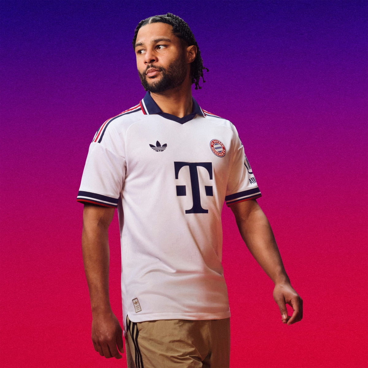 Adidas FC Bayern 26/27 Away Authentic Jersey JZ3068 product image 1, provided for visual reference and product detail review