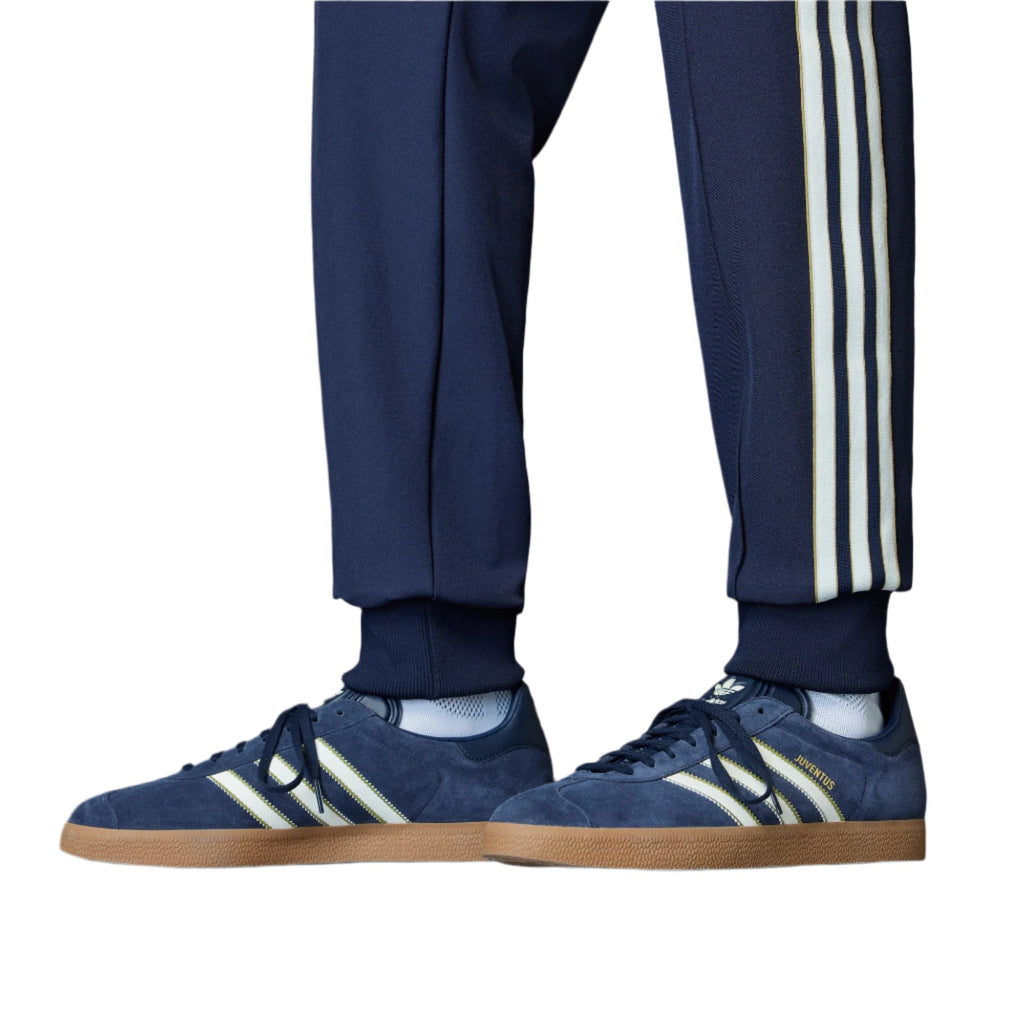 Adidas Gazelle Juventus - JS3044 product image 3, provided for visual reference and product detail review