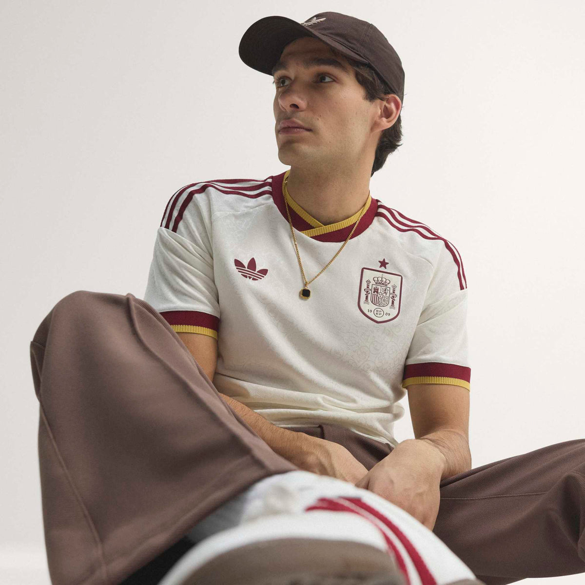 Adidas 26/27 Spain Authentic Away JSY JN4392 product image 1, provided for visual reference and product detail review