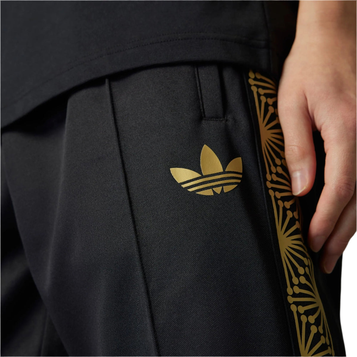 Mexico Gold Track Pants - JE5337 product image 2, provided for visual reference and product detail review