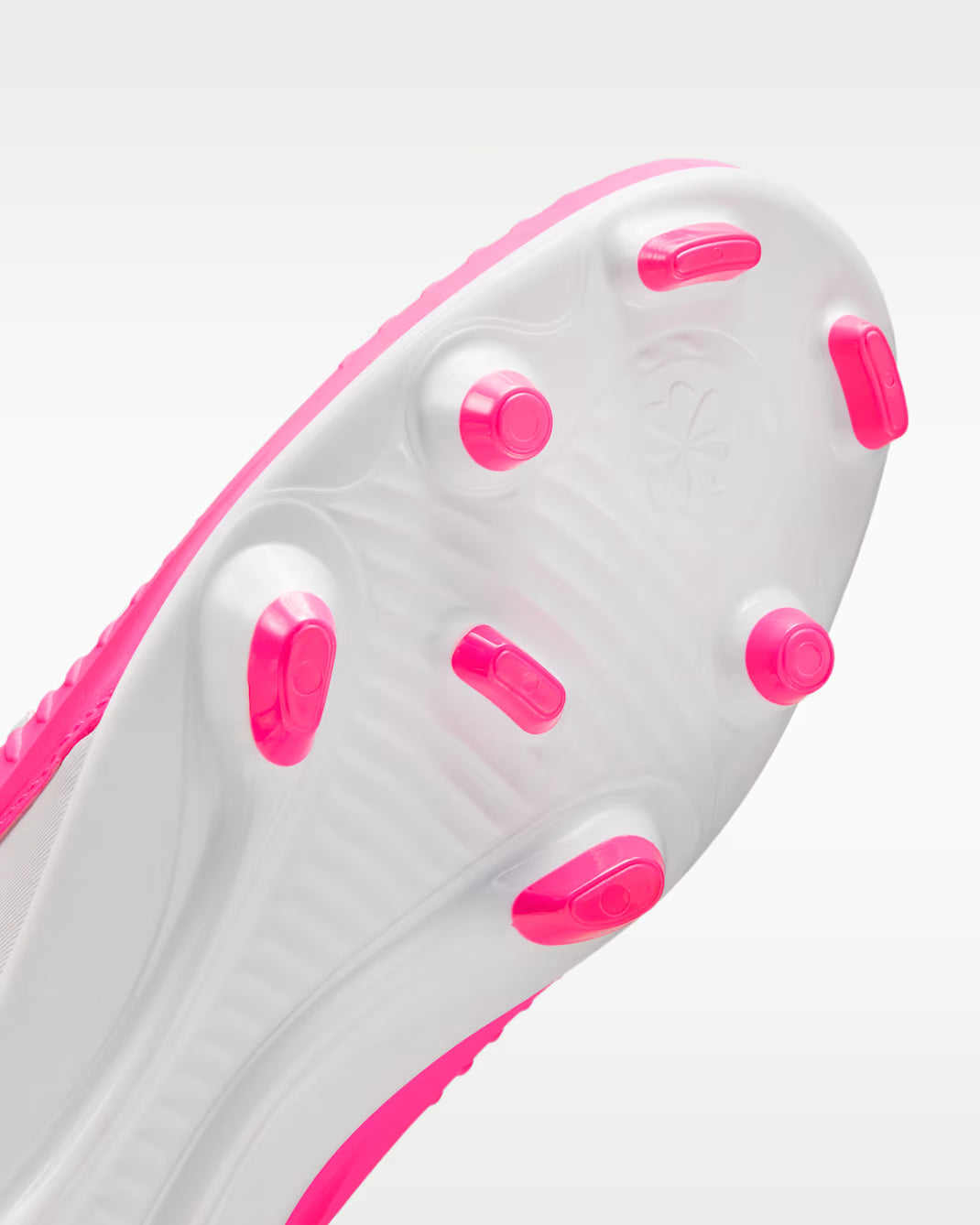 Nike Phantom 6 High Club FG/MG - IQ2162 900 product image 7, provided for visual reference and product detail review