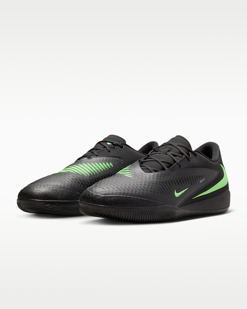 Nike Phantom 6 Low Academy HQ2319 001 product image 1, provided for visual reference and product detail review