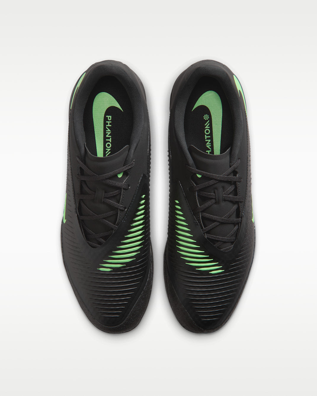 Nike Phantom 6 Low Academy HQ2319 001 product image 2, provided for visual reference and product detail review