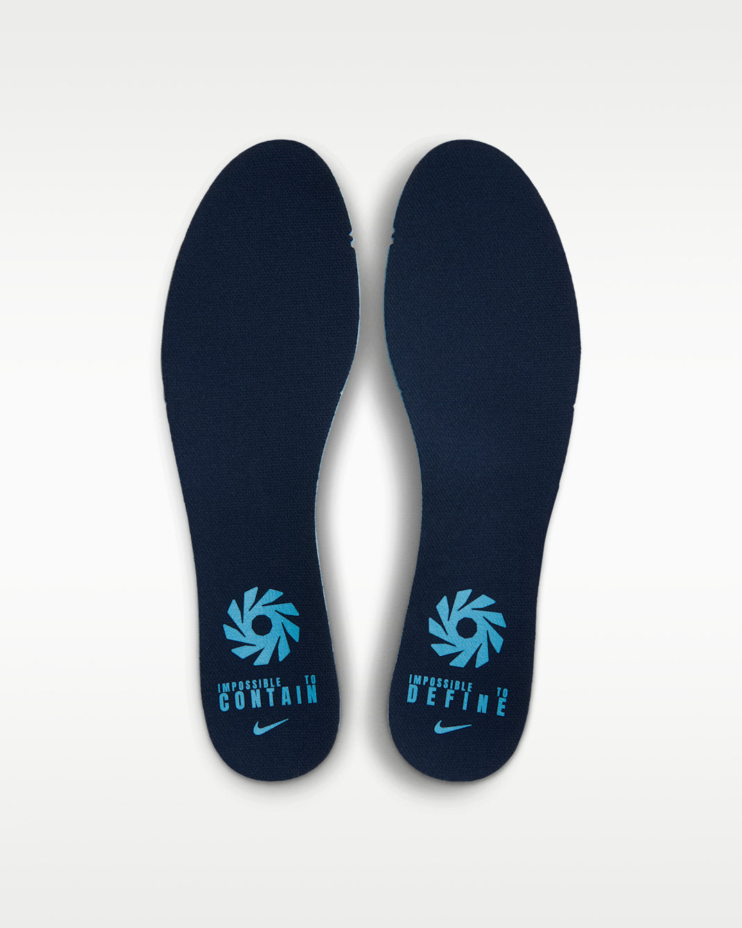 Nike Phantom 6 Low Academy Turf IQ6396 401 product image 9, provided for visual reference and product detail review