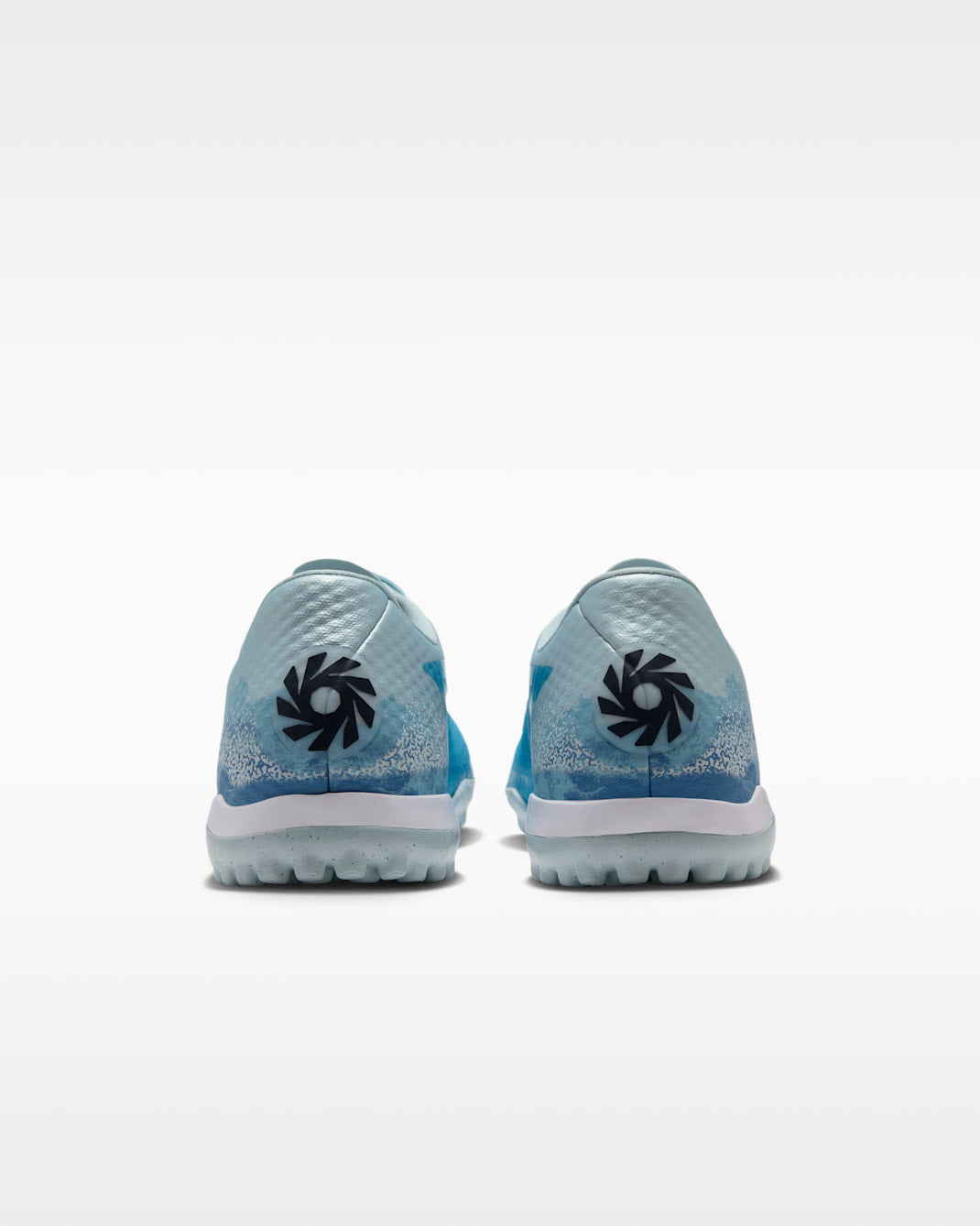 Nike Phantom 6 Low Academy Turf IQ6396 401 product image 3, provided for visual reference and product detail review