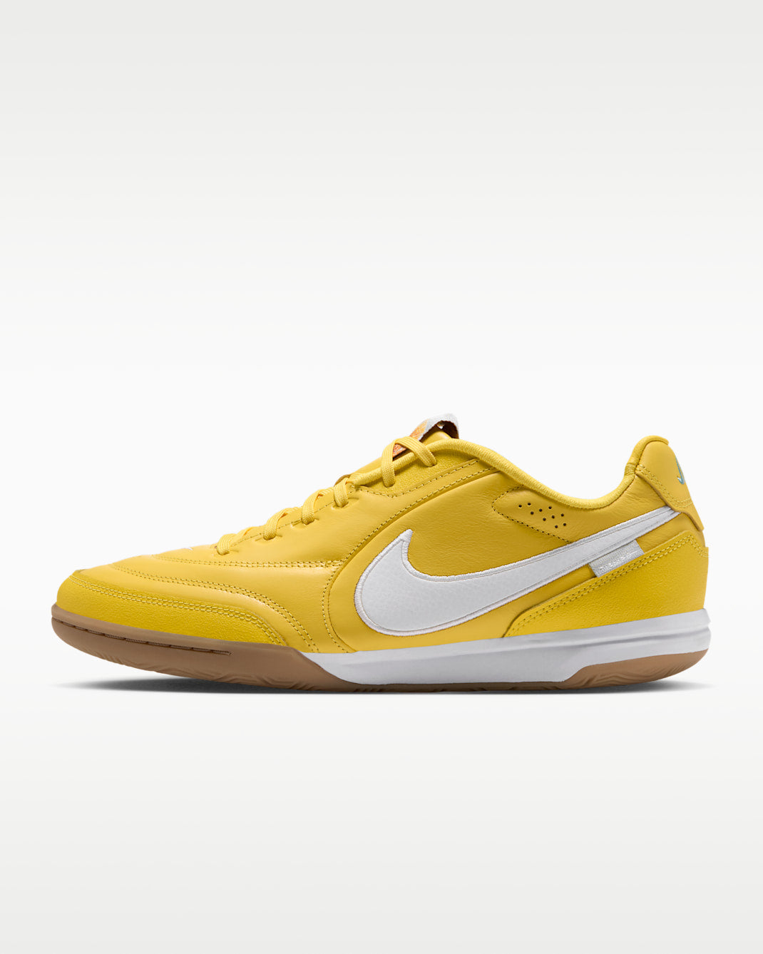 Nike Tiempo Street Gato Joga IQ8057 700 product image 4, provided for visual reference and product detail review