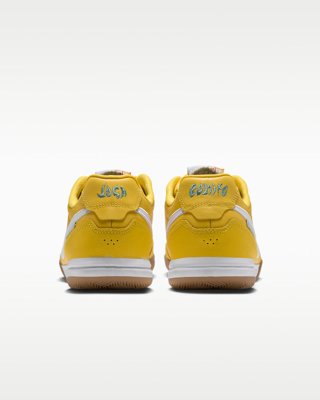 Nike Tiempo Street Gato Joga IQ8057 700 product image 3, provided for visual reference and product detail review