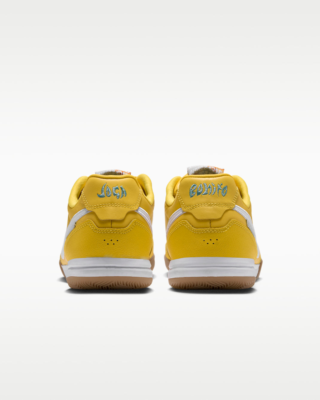 Nike Tiempo Street Gato Joga IQ8057 700 product image 3, provided for visual reference and product detail review