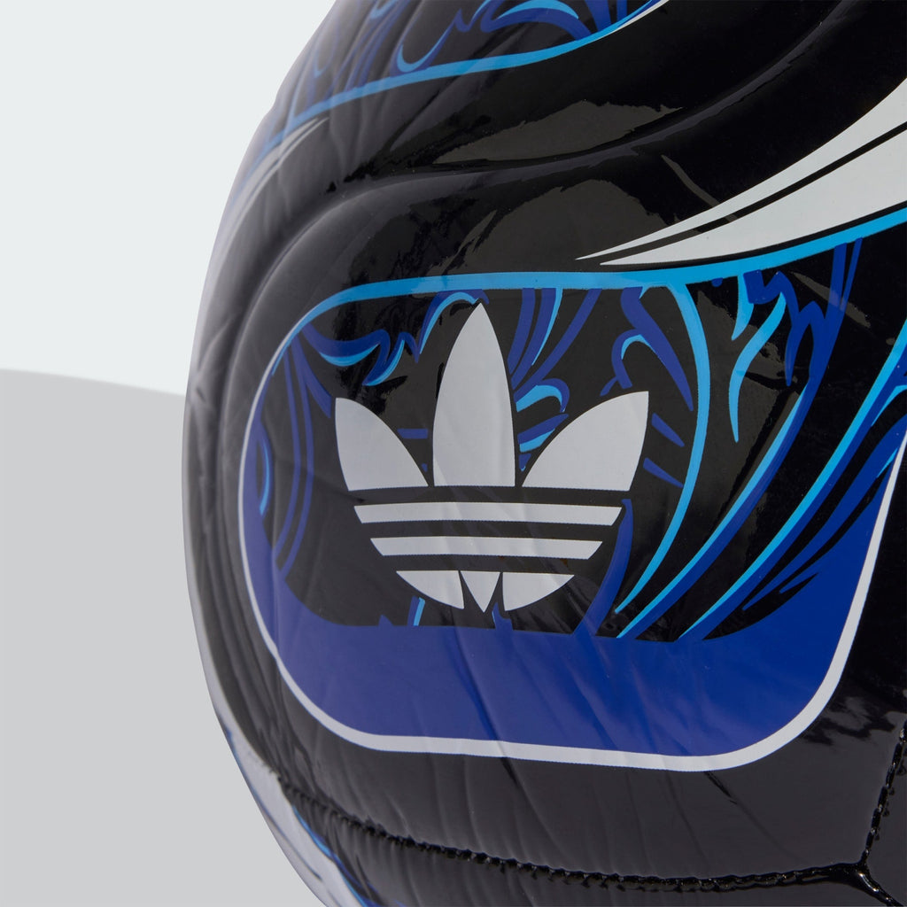 Adidas Argentina Club Away WC Ball JY0305 product image 4, provided for visual reference and product detail review