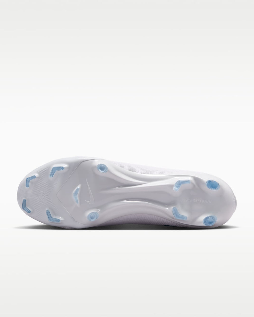 Nike Vapor 17 Academy FG IF8517 102 product image 6, provided for visual reference and product detail review