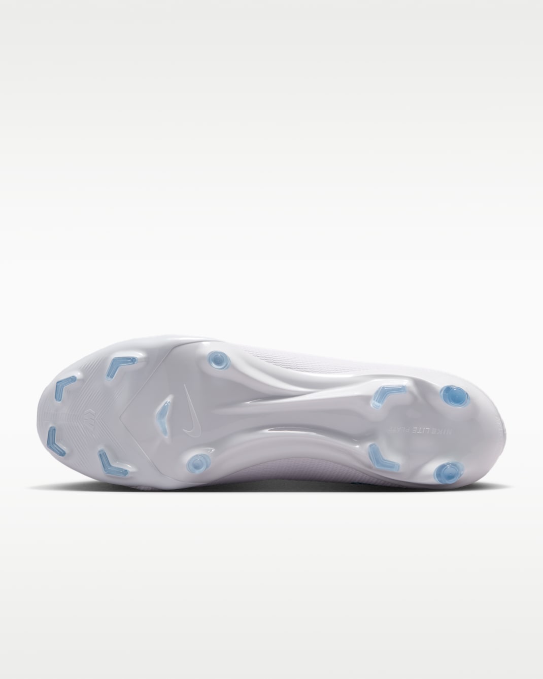Nike Vapor 17 Academy FG IF8517 102 product image 6, provided for visual reference and product detail review