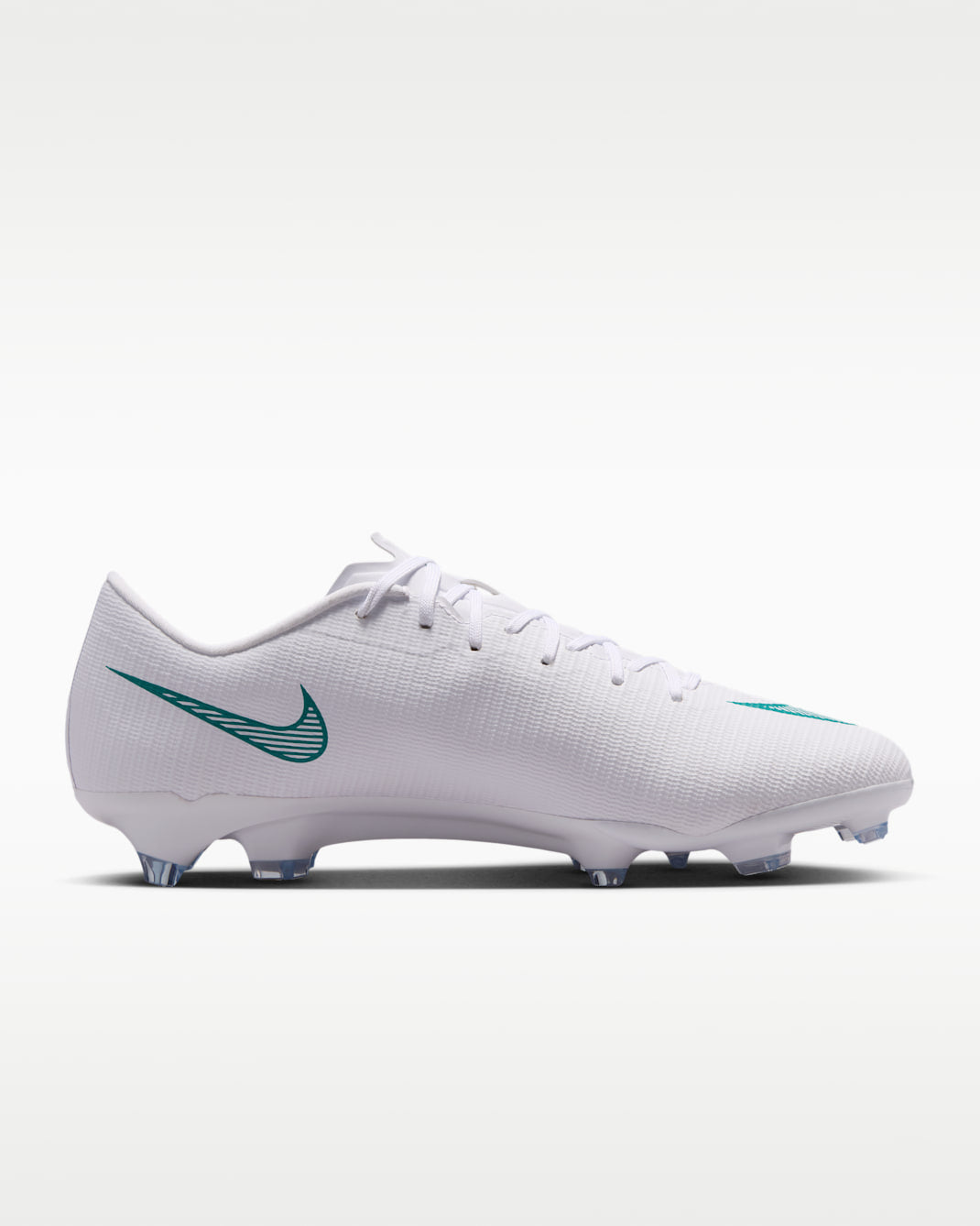 Nike Vapor 17 Academy FG IF8517 102 product image 5, provided for visual reference and product detail review