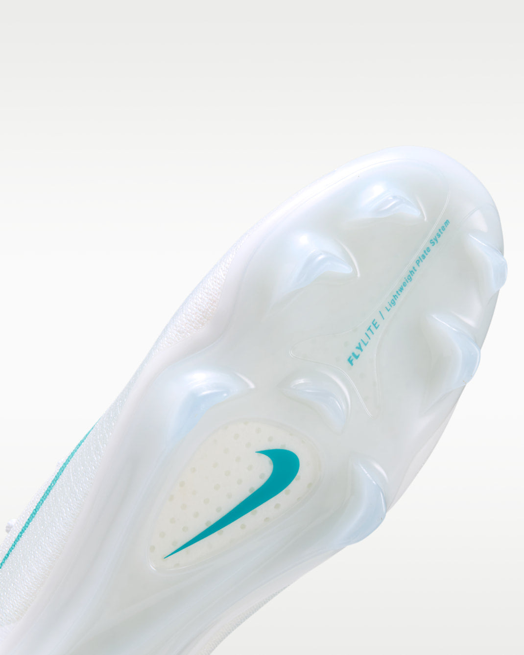 Nike Vapor 17 Elite FG IF8508 102 product image 6, provided for visual reference and product detail review