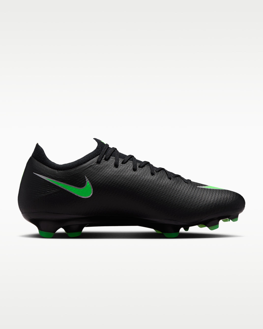 Nike Vapor 17 Pro FG IF8512 001 product image 3, provided for visual reference and product detail review