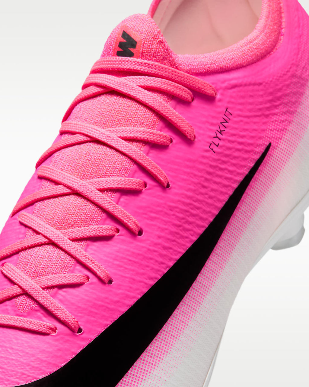 Nike Vapor 17 Pro FG T IO8225 900 product image 8, provided for visual reference and product detail review