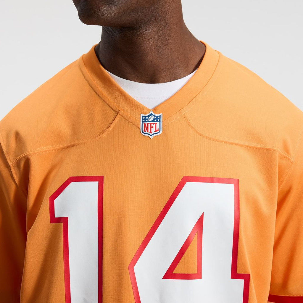 Tampa Bay Buccaneers Chris Godwin Jr. Nike Red Game Player Jersey product image 27, provided for visual reference and