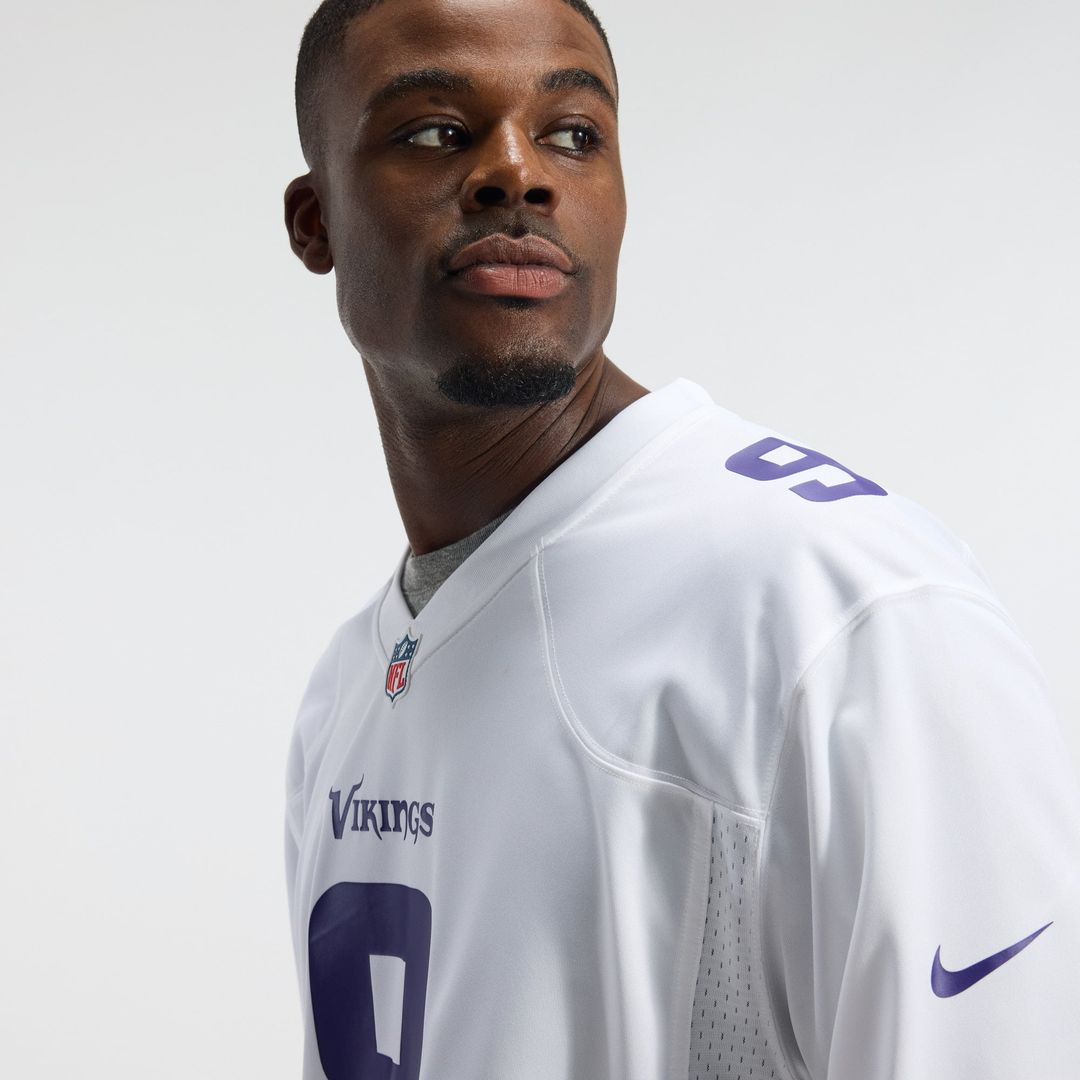 Minnesota Vikings J.J. McCarthy Nike Purple 2nd Alternate Player Game Jersey product image 22, provided for visual reference