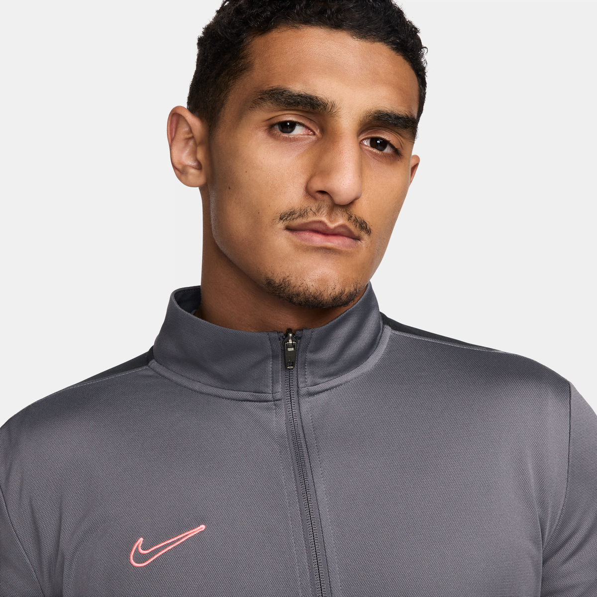 NIKE Men Tracksuit - DV9753 069 product image 3, provided for visual reference and product detail review