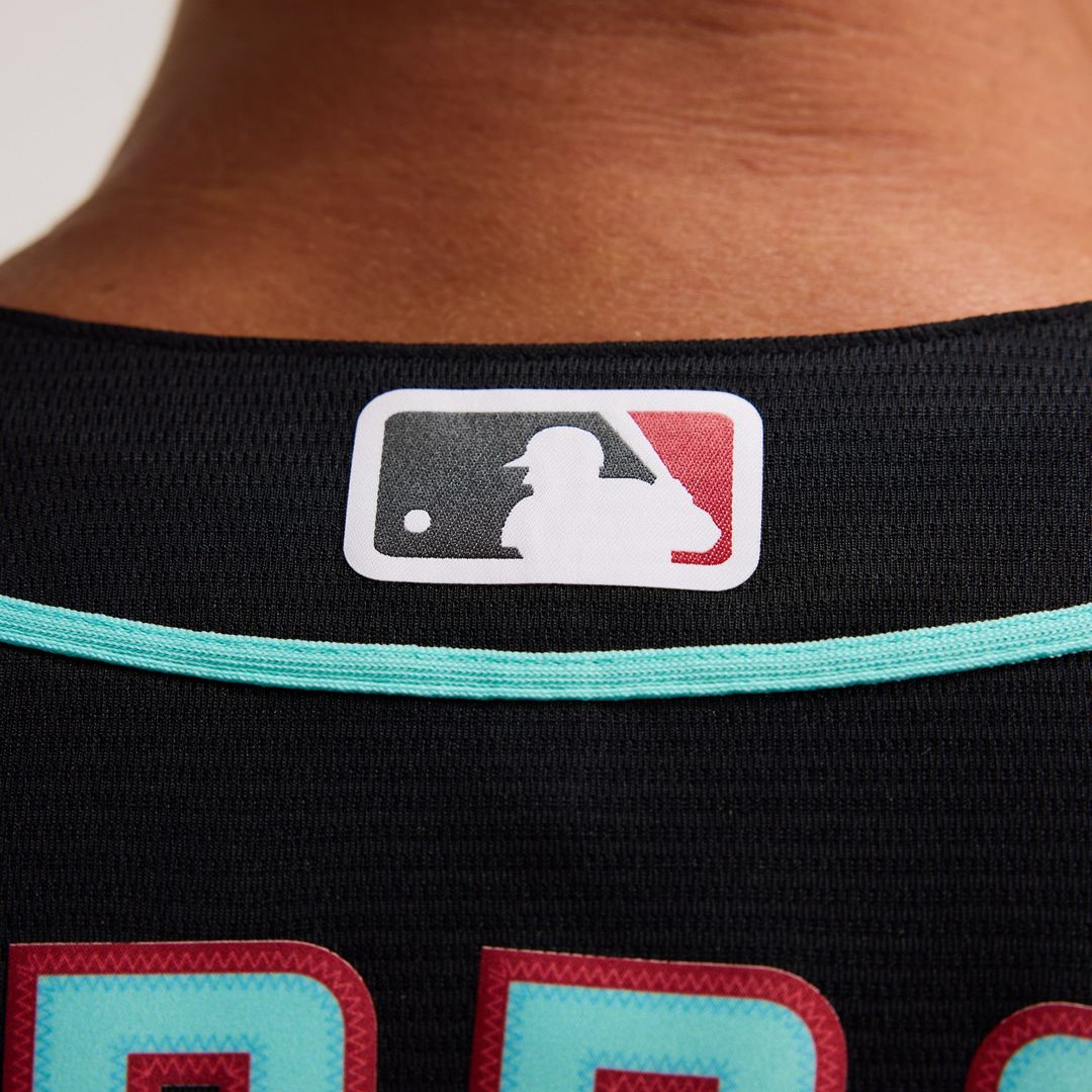 Arizona Diamondbacks Corbin Carroll Nike Crimson Alternate 2 Replica Jersey product image 51, provided for visual reference