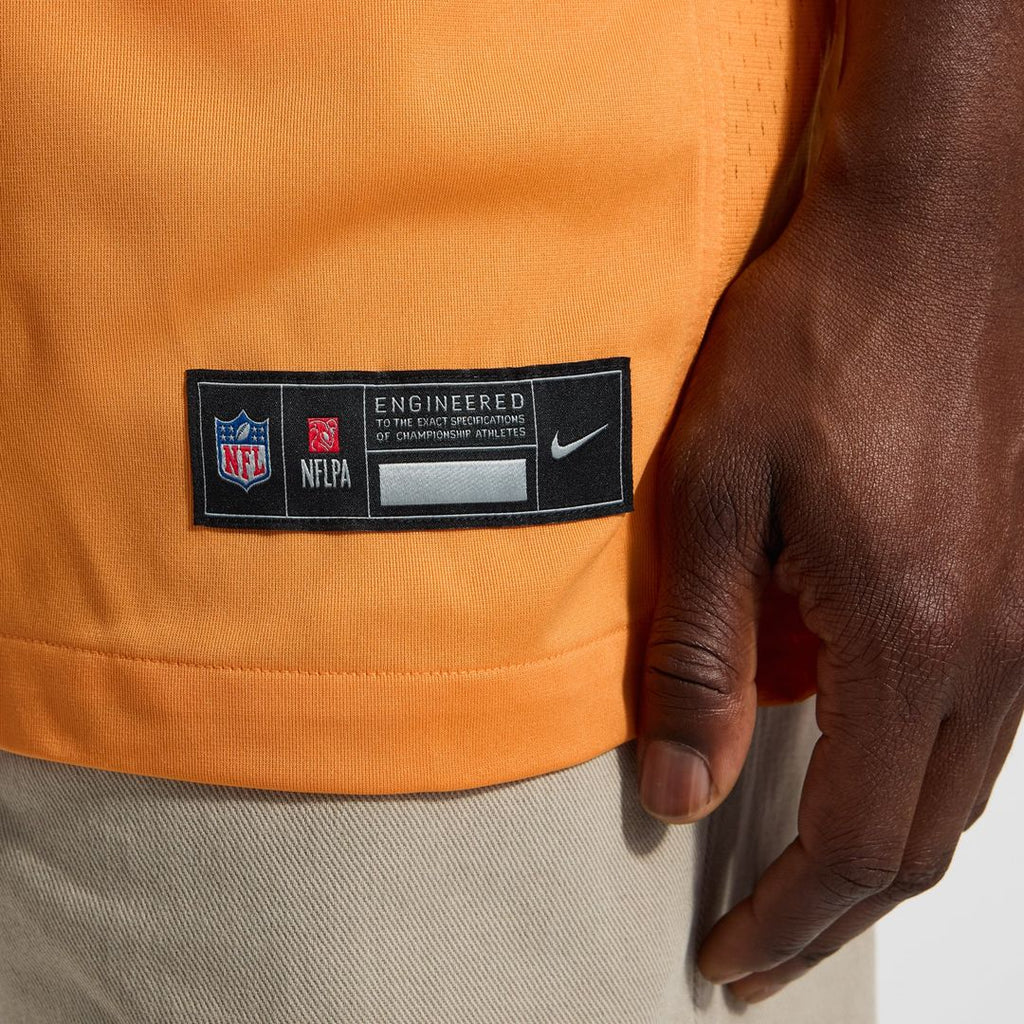 Tampa Bay Buccaneers Chris Godwin Jr. Nike Red Game Player Jersey product image 33, provided for visual reference and