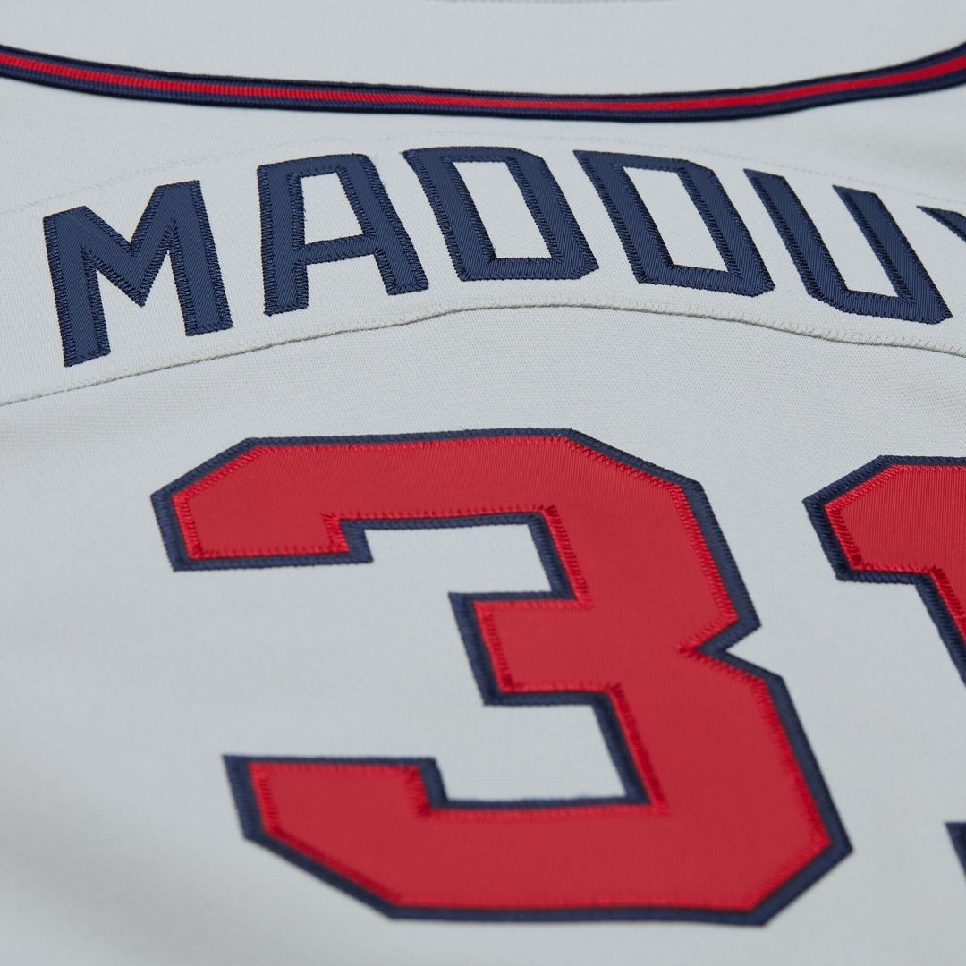 Atlanta Braves Greg Maddux Mitchell & Ness Gray 1995 Throwback Authentic Jersey product image 10, provided for visual