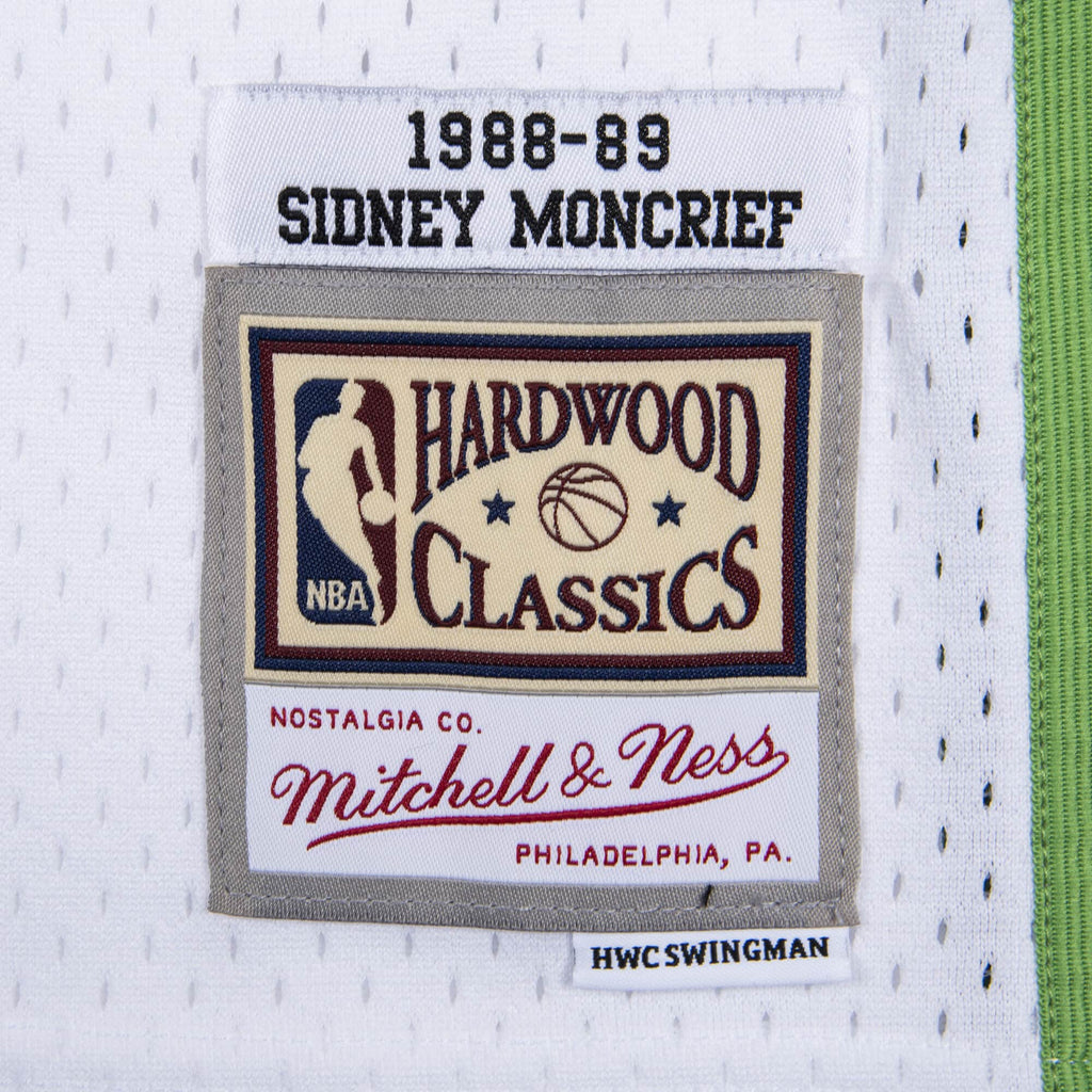 Milwaukee Bucks Sidney Moncrief Mitchell & Ness White 1988-89 Hardwood Classics Swingman Jersey for Men product image 4,